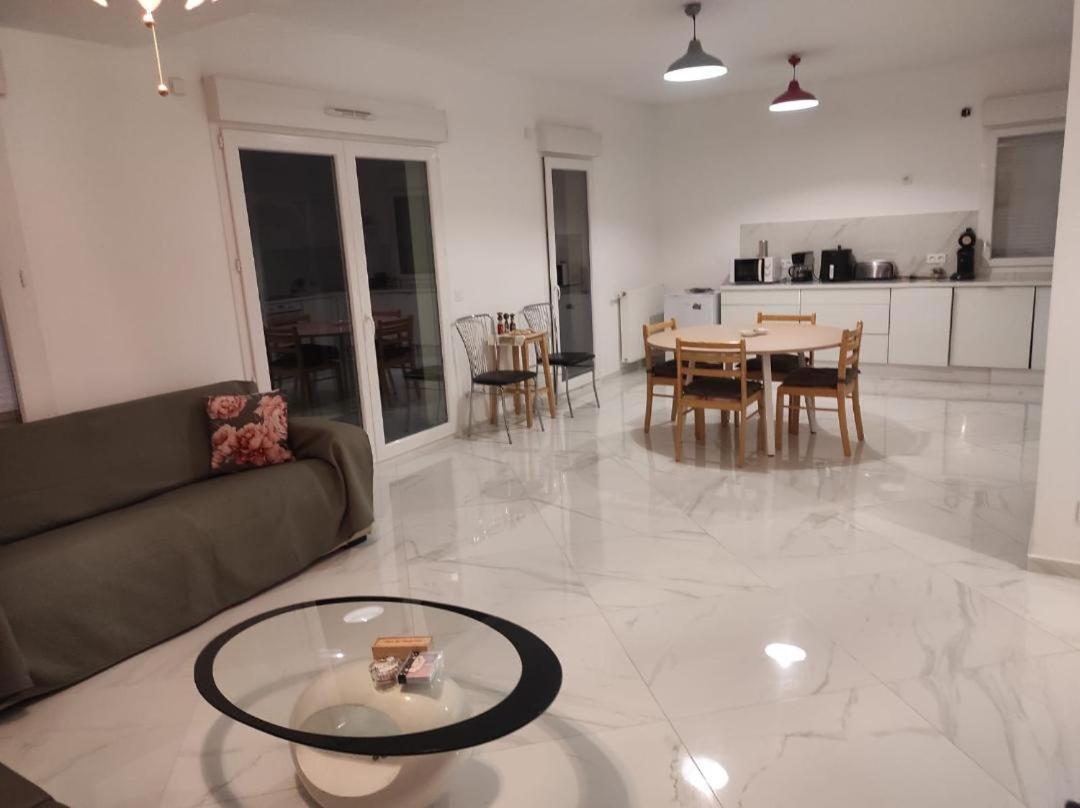 Tres Bel Appartement Avec Grand Jardin, Proche De Paris Vitry-sur-Seine Exterior photo