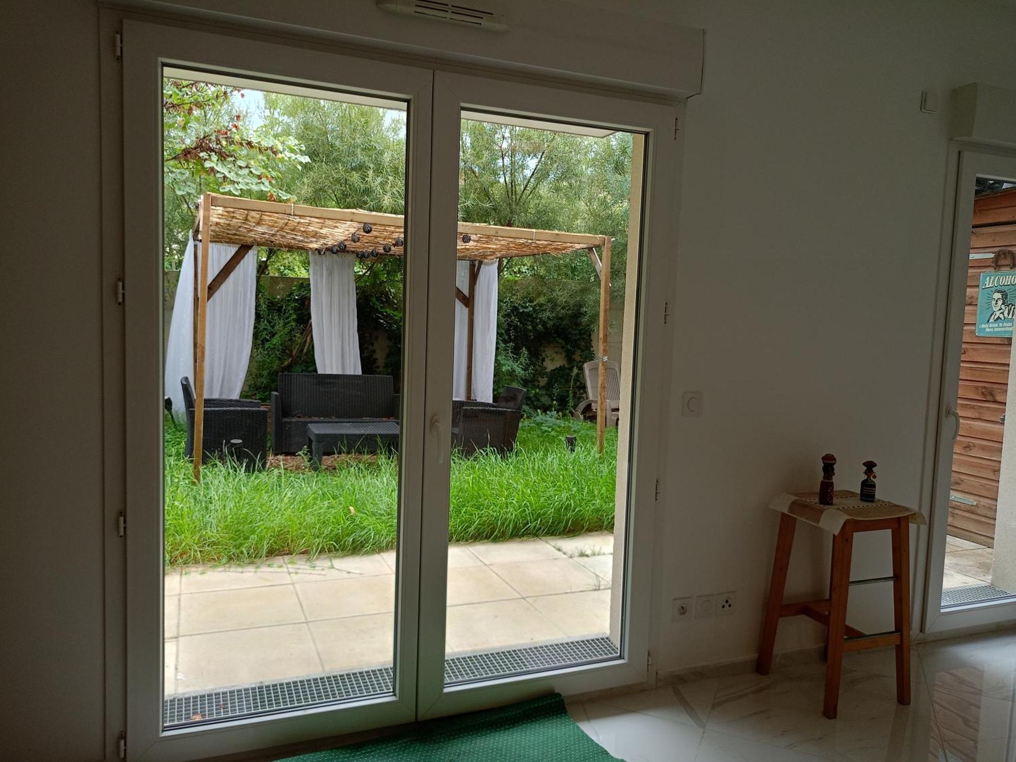 Tres Bel Appartement Avec Grand Jardin, Proche De Paris Vitry-sur-Seine Exterior photo